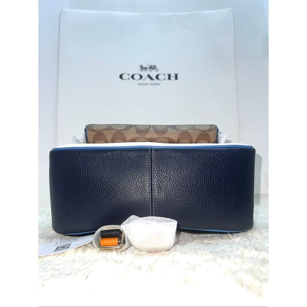 🔥🎁NWT! Coach Court Backpack In Sig Mix Msrp:$498.00 - Picture 9 of 11